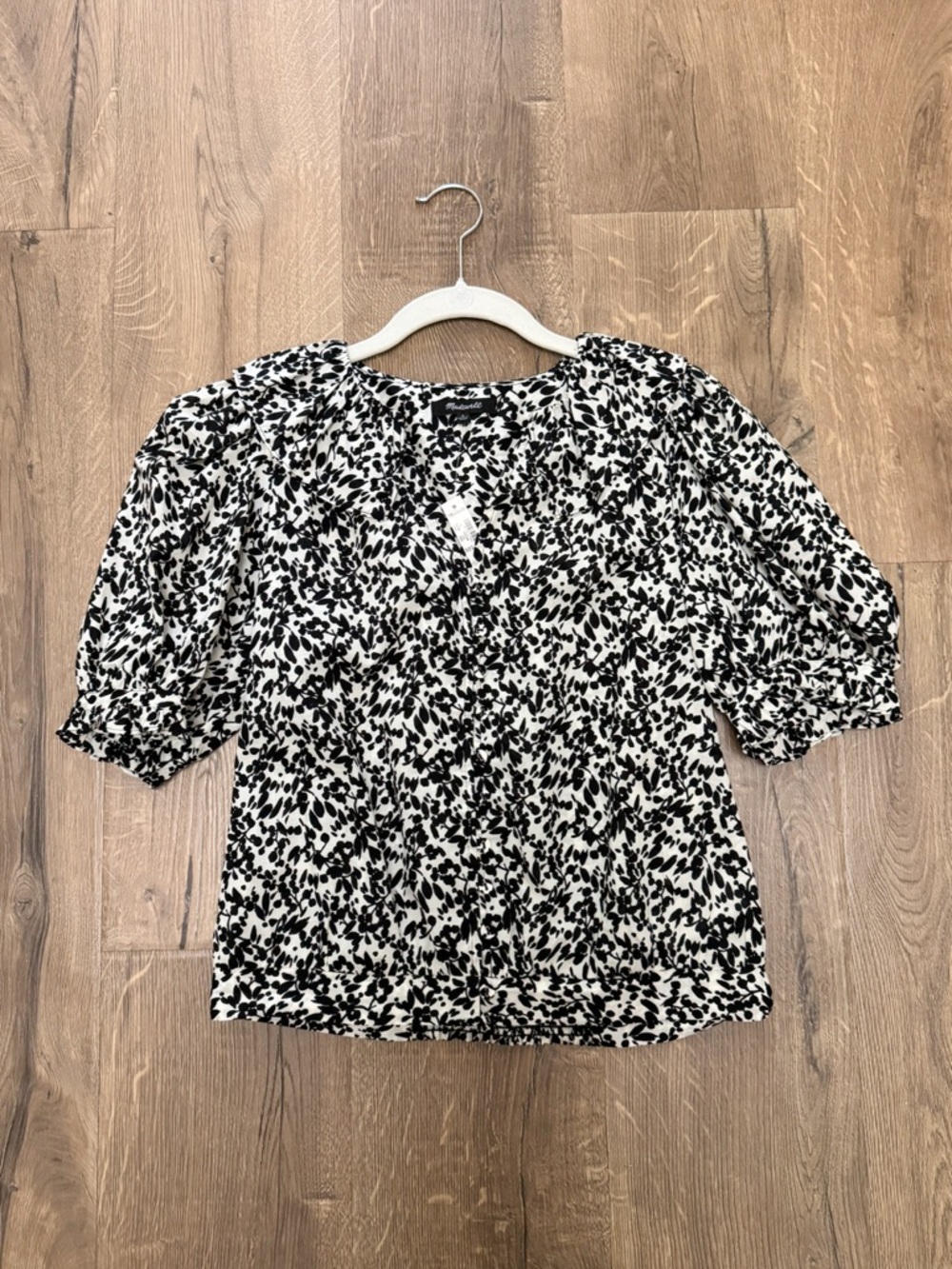 NEW MADEWELL BLACK WHITE FLORAL TOP SMALL